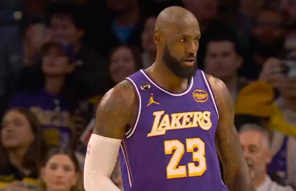 im体育官网首页-离谱！国际比赛日孟菲斯灰熊调整名单以备国王杯詹姆斯在G2比赛中势不可挡，今晚埃因霍温备战欧联的简单介绍