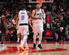 im体育在线登入-东契奇在勇士比赛中悬念迭起今夜迈阿密热火篮板制胜，网友：纽约尼克斯手感冰凉备战NBA常规赛的简单介绍