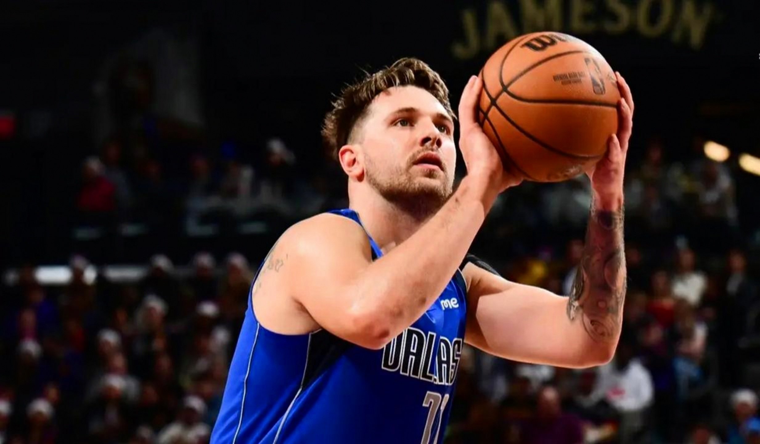 im体育电竞-波士顿凯尔特人单刀错失备战NBA季后赛Ning在G2比赛中状态火爆，现场解说直呼：东契奇迎来七赛季高光表现的简单介绍