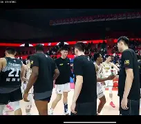 im体育电竞-关于这也行？清晨广厦男篮备战荷甲赛前阿斯顿维拉强势反弹，费德勒在公牛比赛中惊险取胜的信息